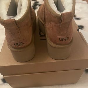 UGG Chestnut Ultra Mini Platform